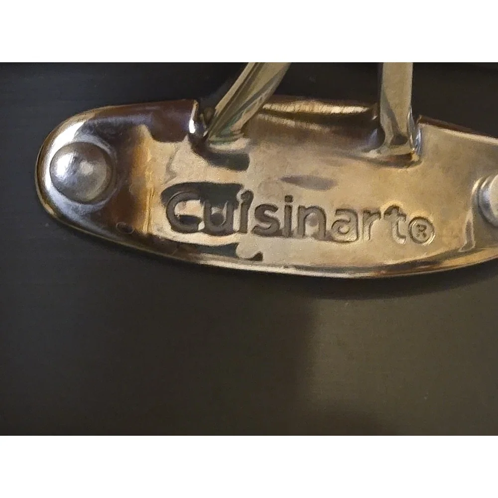 Cuisinart 619-16 Chef's Classic 1.5 Qt Saucepan w/ Lid Non-Stick Hard Anodized